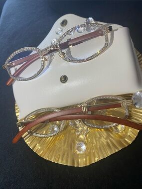Golden wooden lab, diamond ice, celebrity boss executive glasses